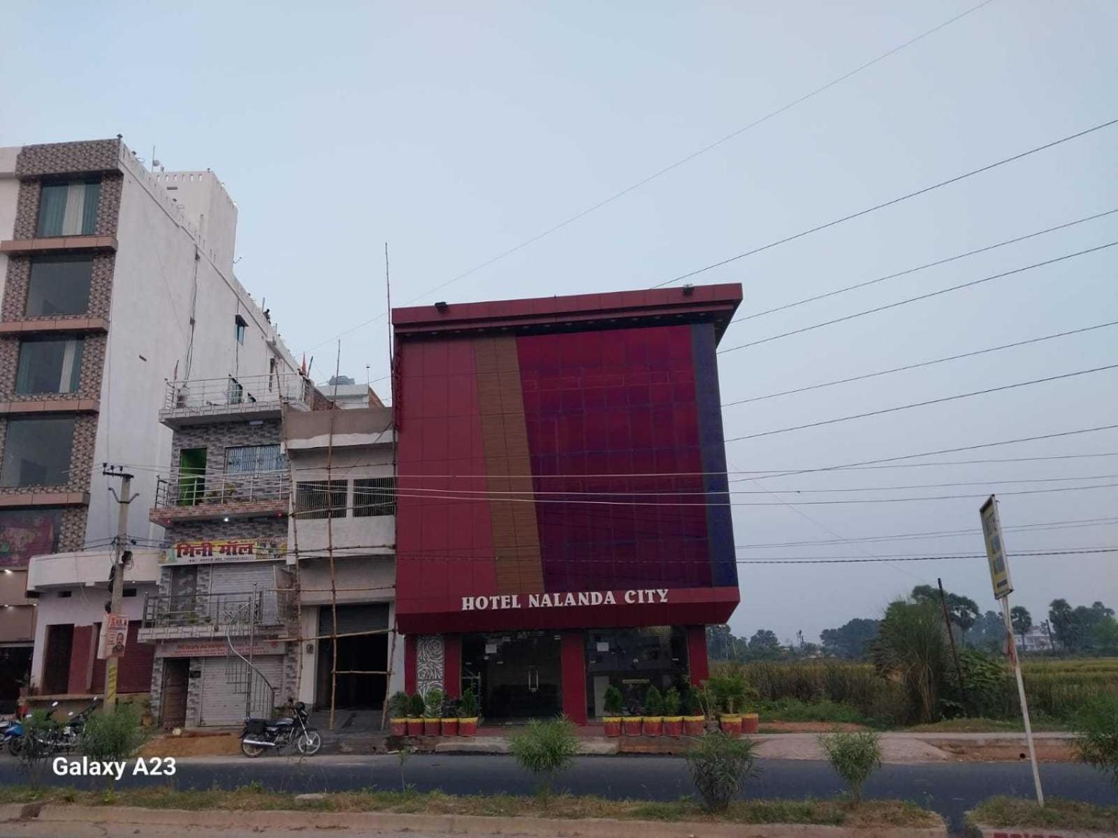 Hotel Nalanda City & Restaurant Dipnagar Extérieur photo